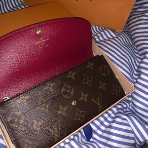 LOUIS VUITTON EMILIE WALLET